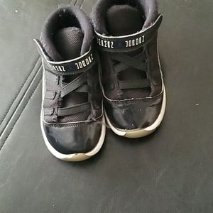 Boys sneakers
